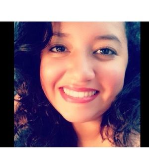 Meet your Posher, Ddanielle